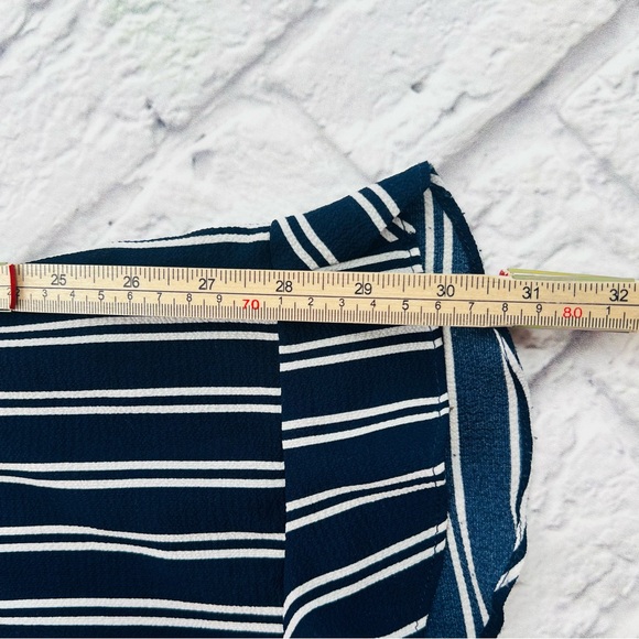 Green Envelope Large Navy and White Striped Wide Leg Ruffle Pants Romantic - Picture 7 of 8